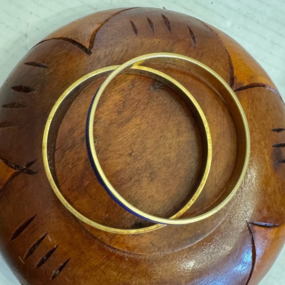 Vintage J Crew Gold Tone Blue & Yellow Enamel Bangle Bracelets 8.5” Lot of 2 - Picture 13 of 13